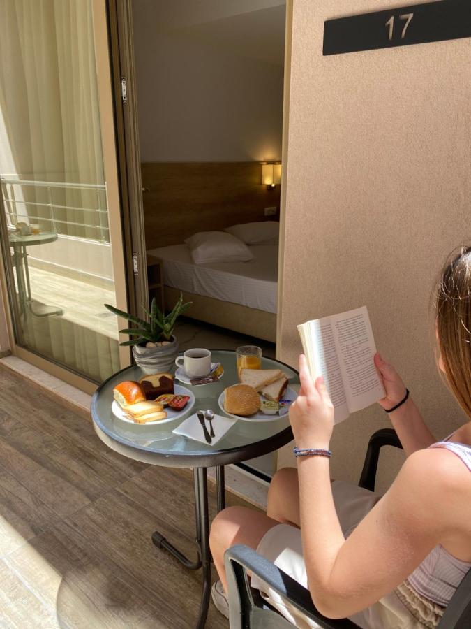 Marvel Deluxe Rooms Ираклион Экстерьер фото